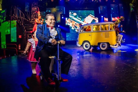 Litoral de SP recebe espetáculo circense com Dedé Santana